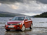 KIA Cee'd 2010 photo