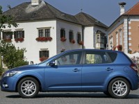 KIA Cee'd 2010 photo