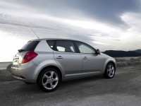 KIA Cee'd 2007 photo