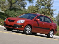 KIA Rio 2002 photo