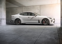 KIA Stinger photo