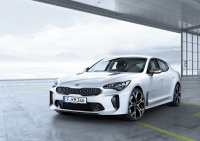 KIA Stinger photo